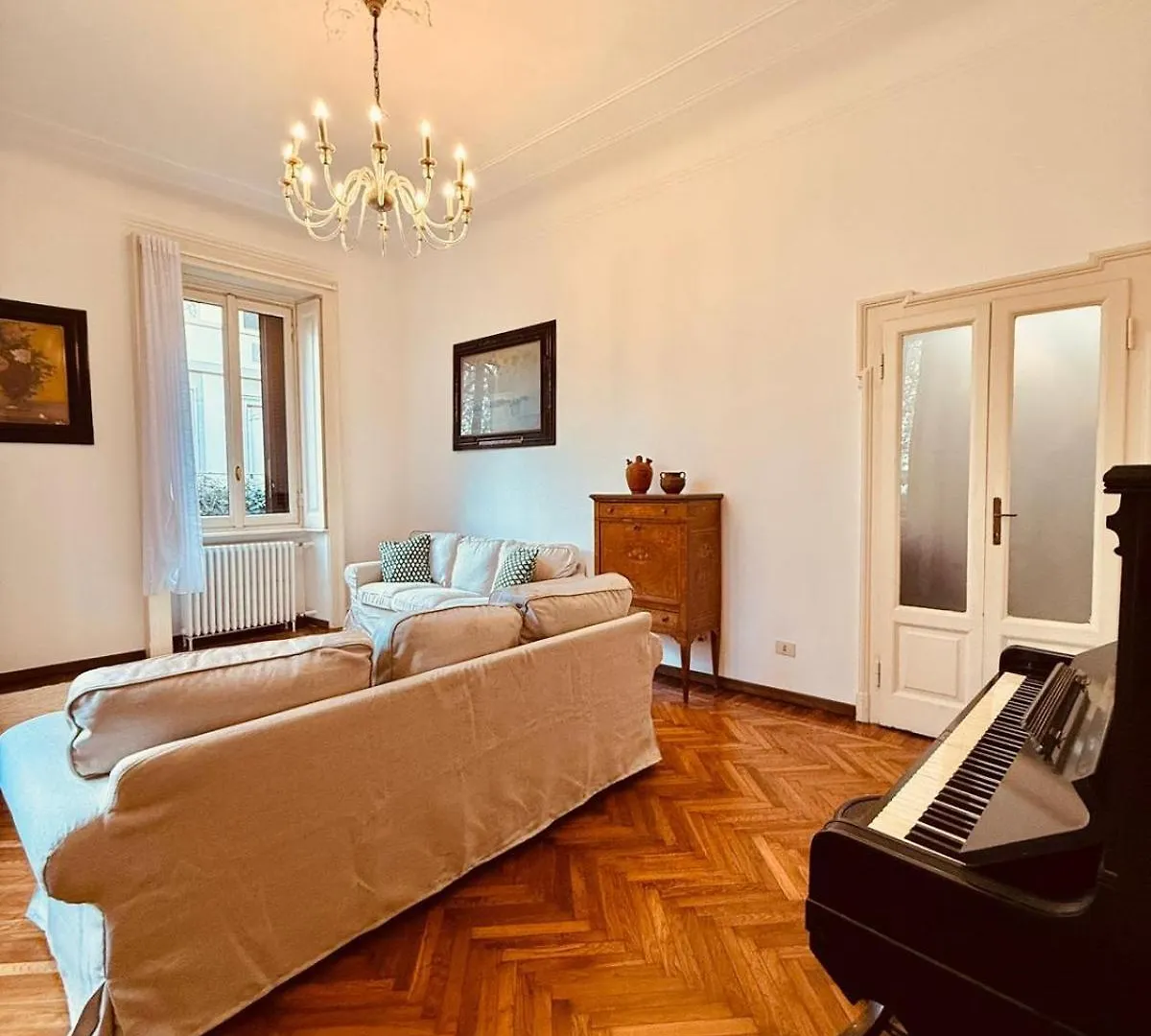 Comecasa 3 Bedrooms Apartment Near Bocconi Mailand